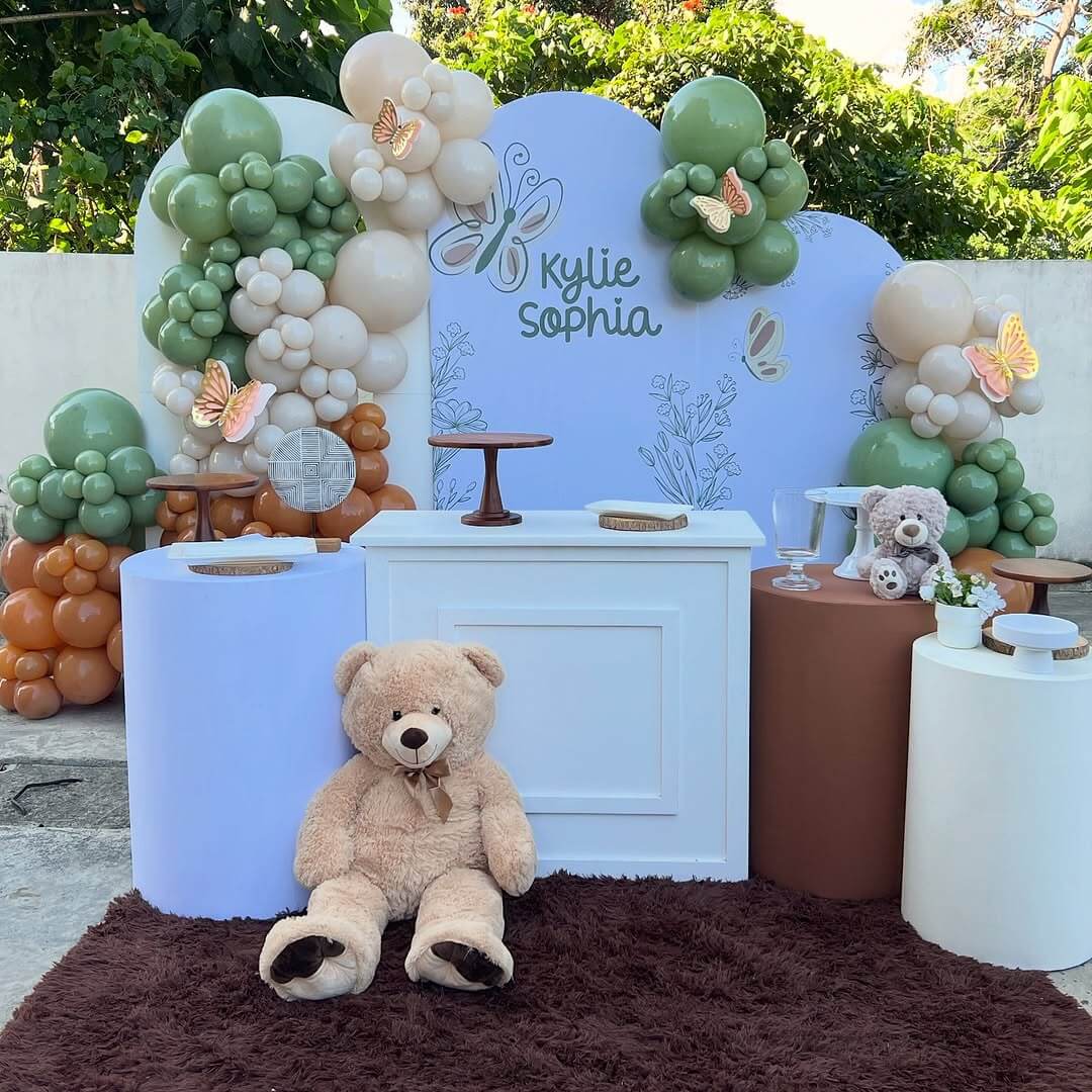 Anniversary decoration