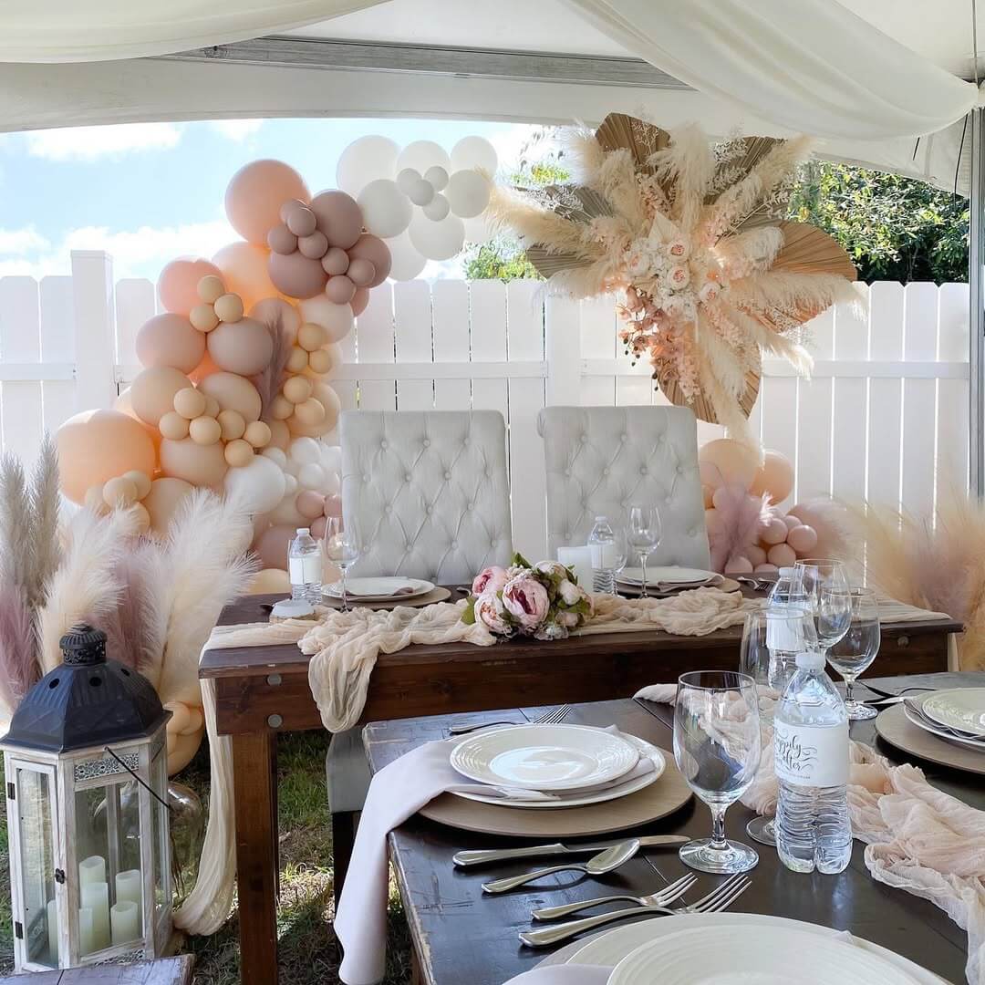 Flower dining decoration