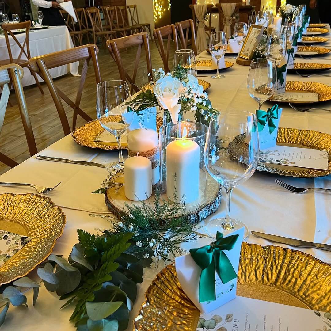 Pretty dining decoration